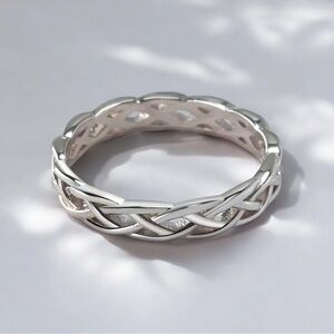 Elegant Silver Braided Women's Ring